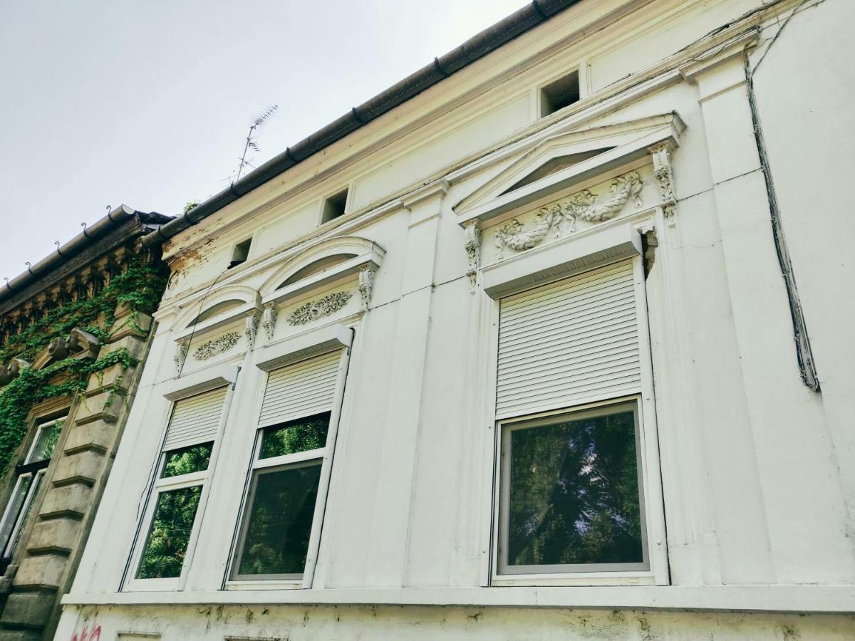Art Apartment Szegedin Exterior foto